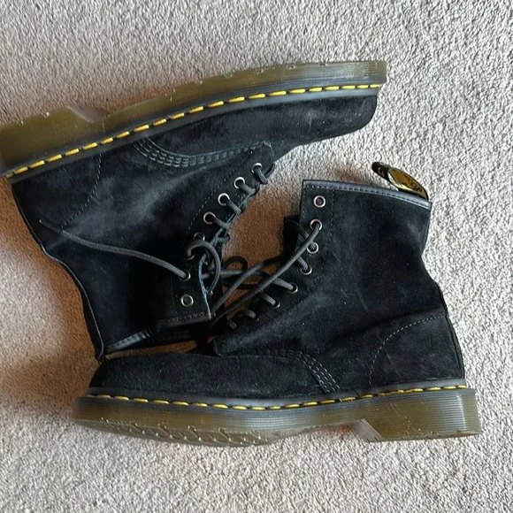 Dr Martens Black Suede boots - Picture 3 of 5